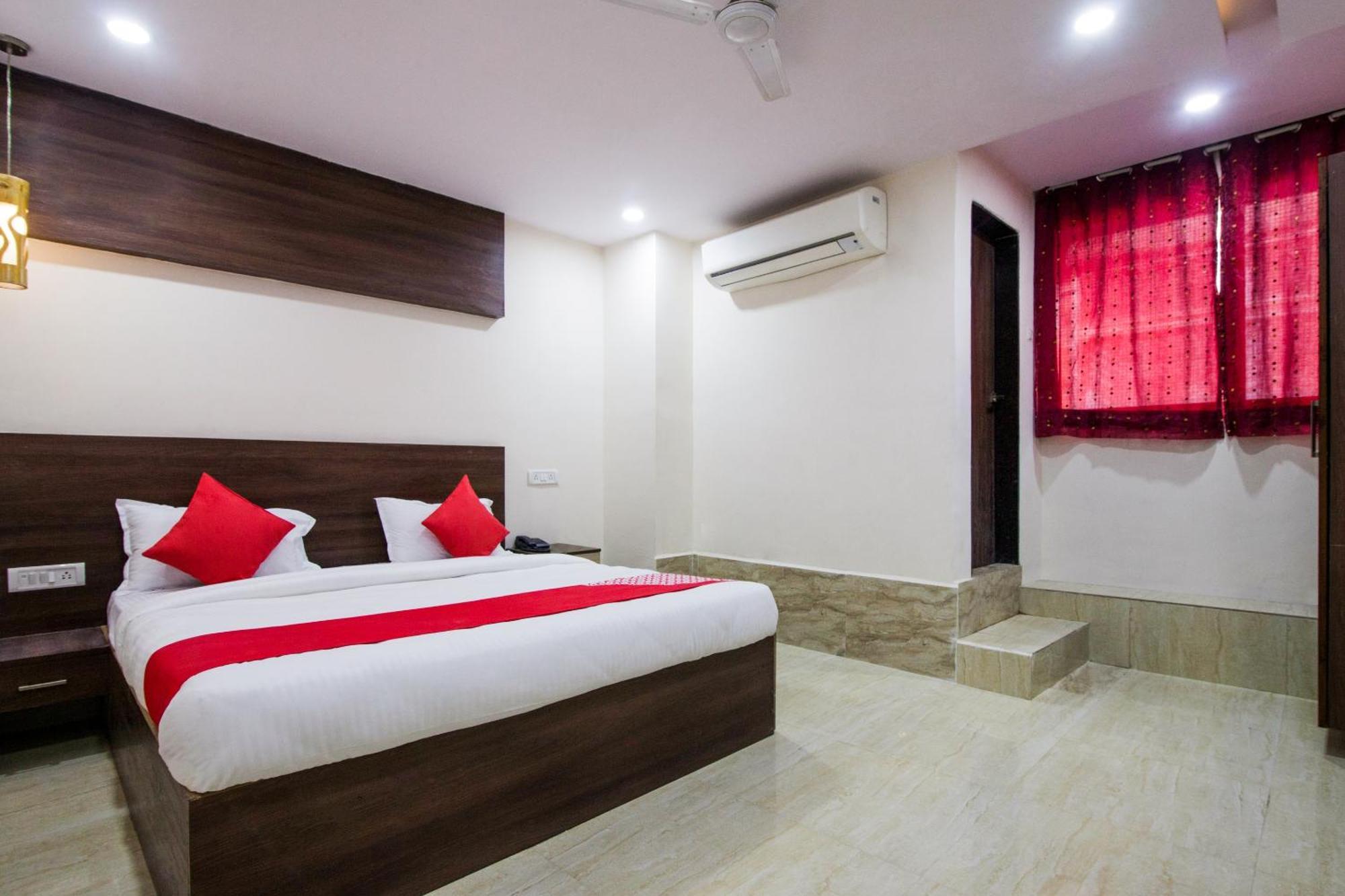 Super Hotel O Holiday Rani Gunj Opp Punjab National Bank Secunderabad Екстер'єр фото